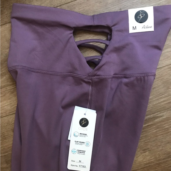 Othr Pants - Otos Active Wear yoga pants. Flare leg at bottom. Sides are cut out.💜